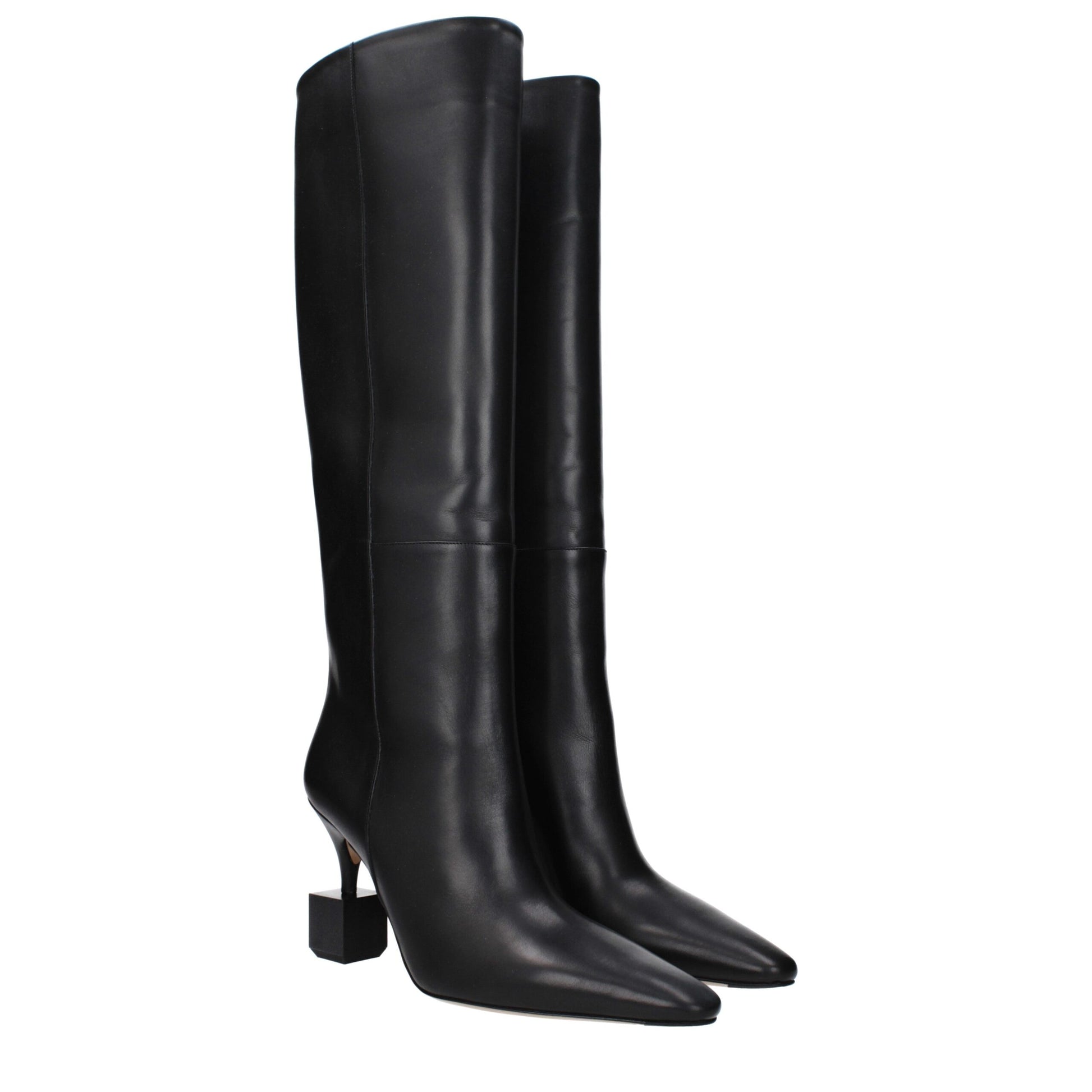 Bota de piel negra