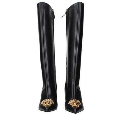 Bota de piel negra
