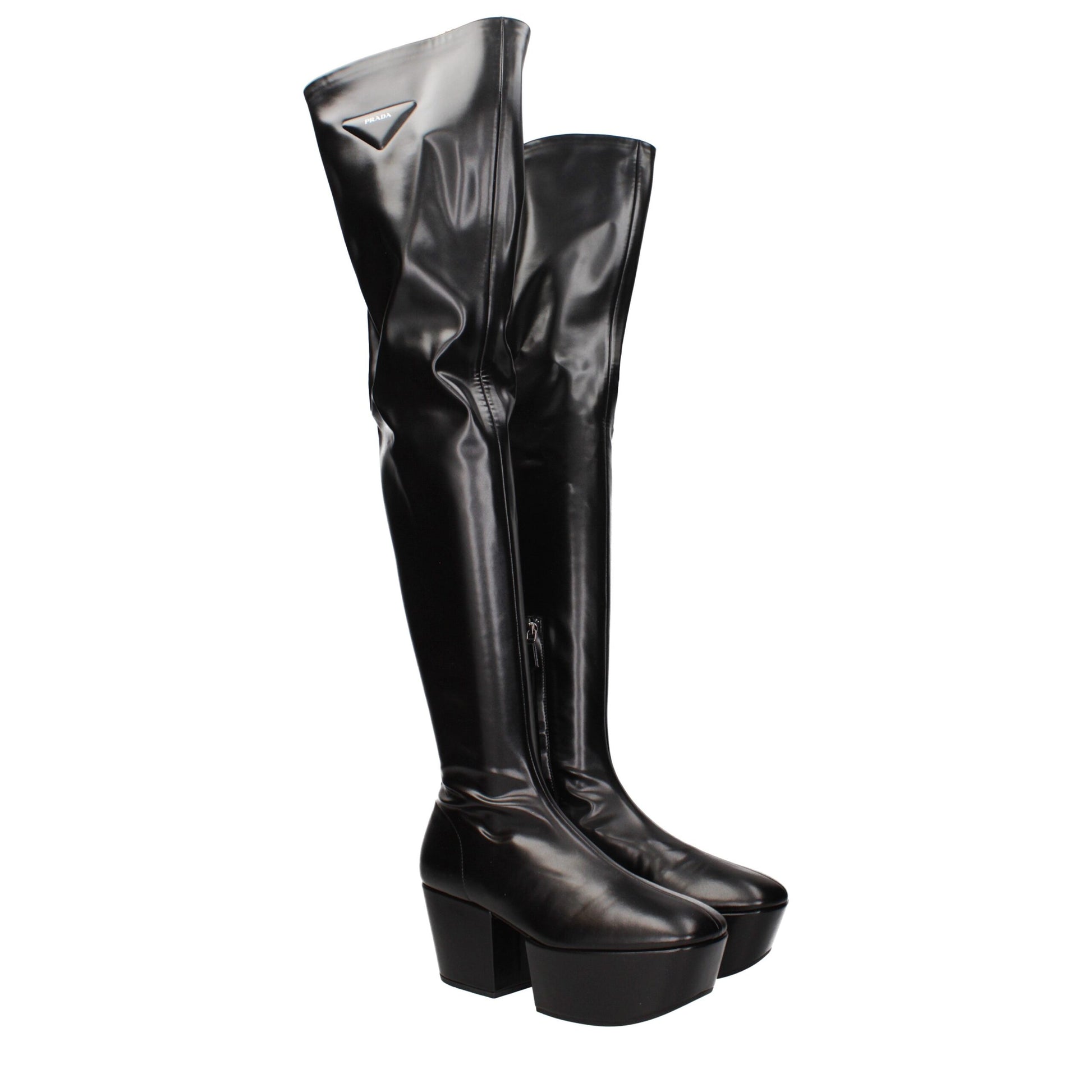 Bota de piel negra