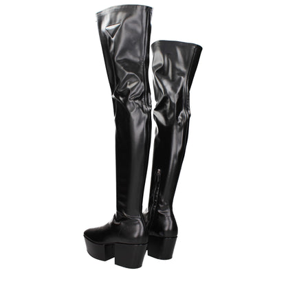 Bota de piel negra