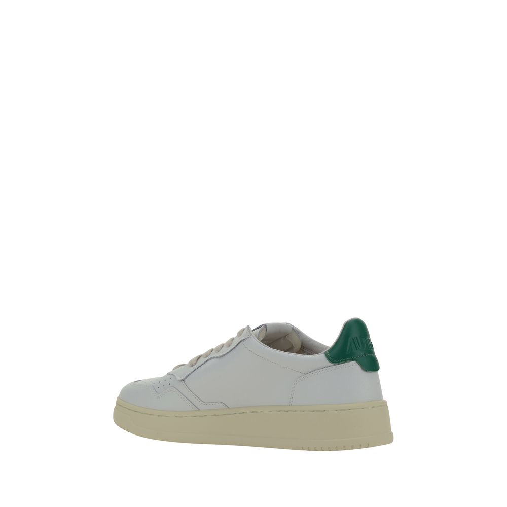 Low 01 Sneakers