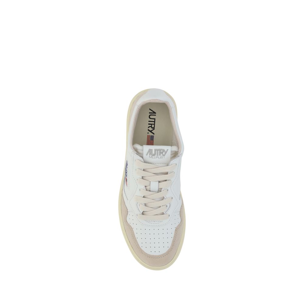 Medalist Low Sneakers