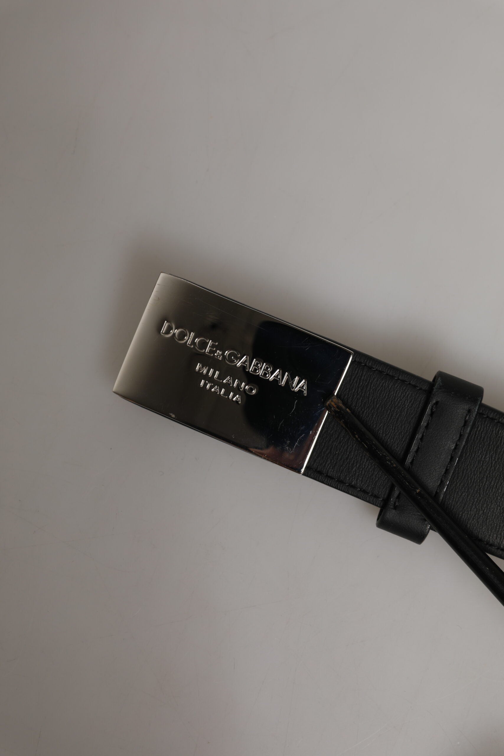 Black Leather Classic Metal Logo Buckle Belt