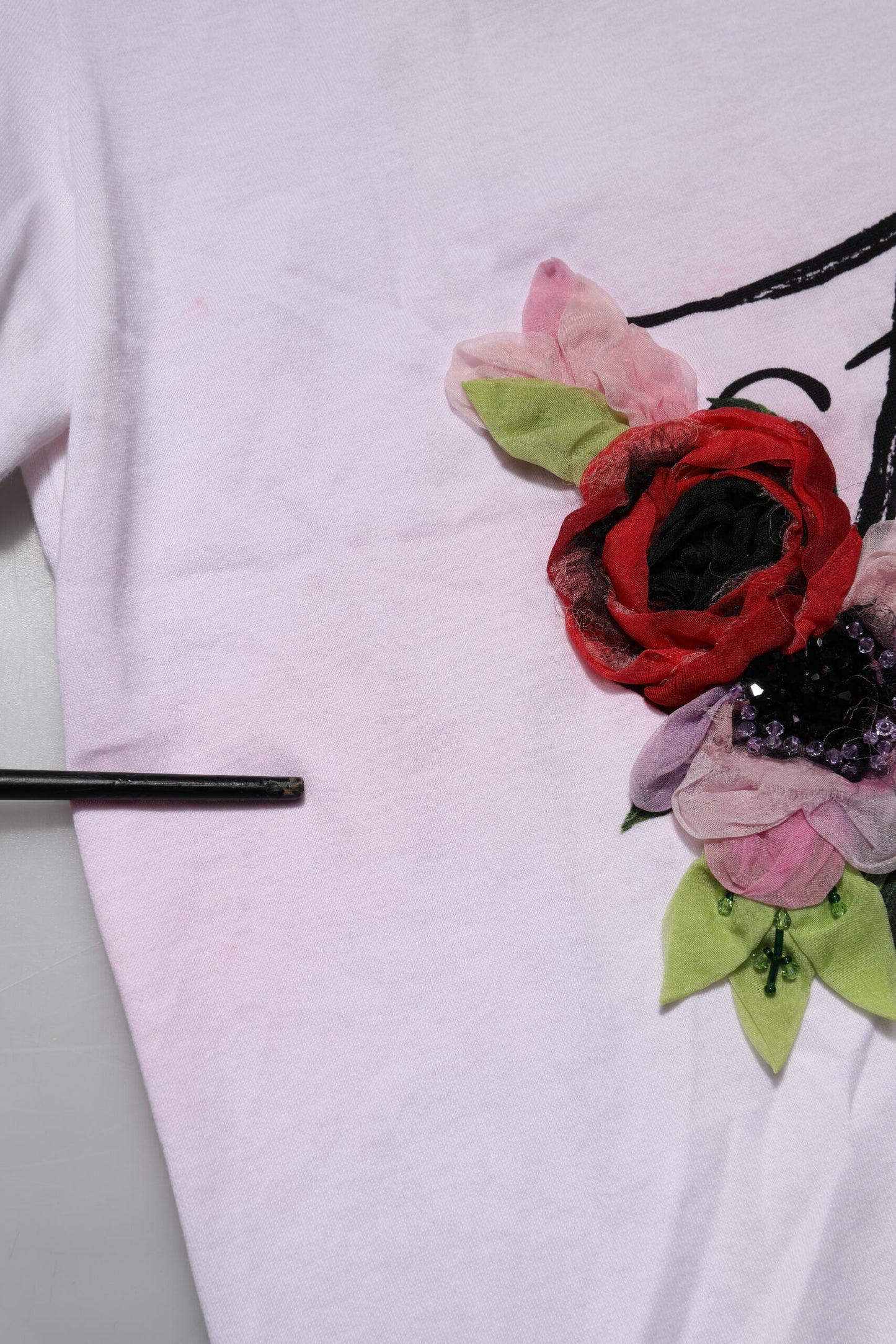 White DG Floral Embellishment Top T-shirt
