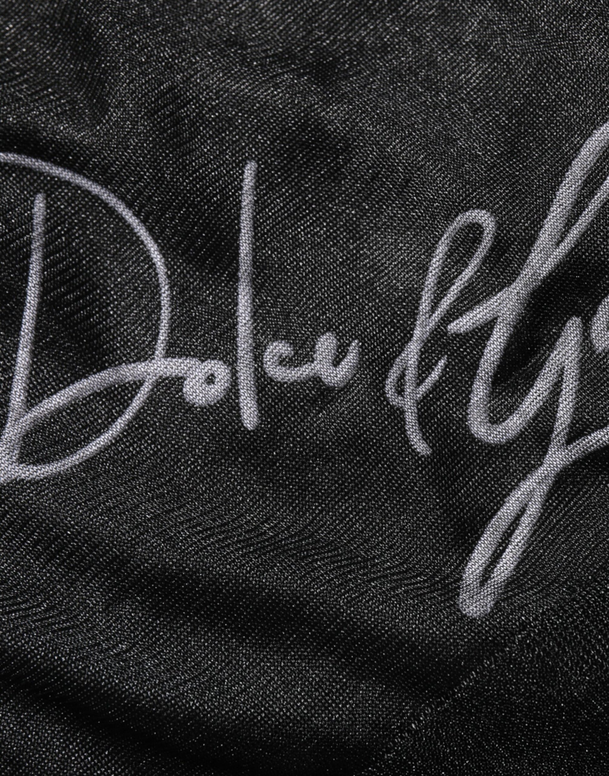 Black Polyester Pullover Sweatshirt Sweater