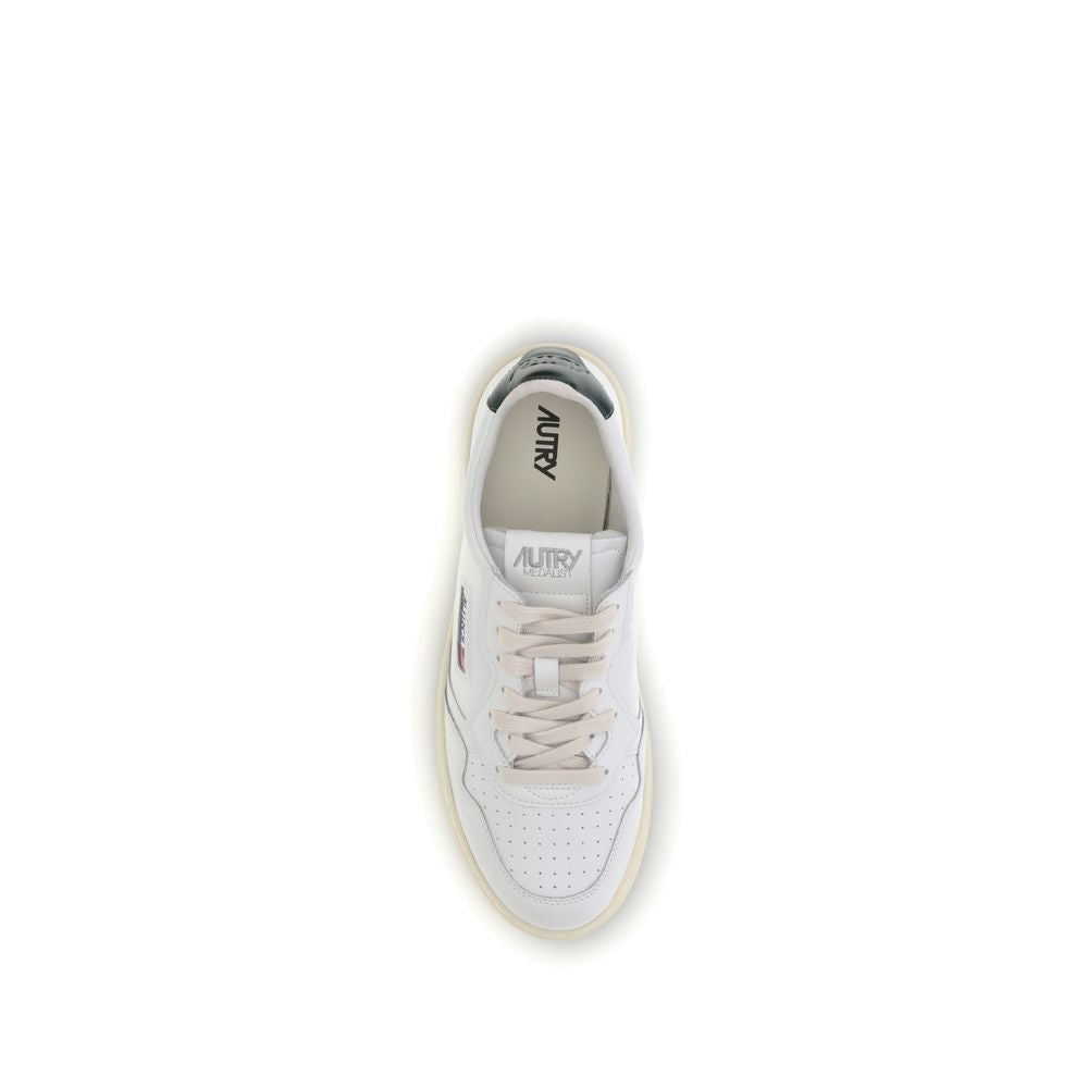 Medalist Low Sneakers