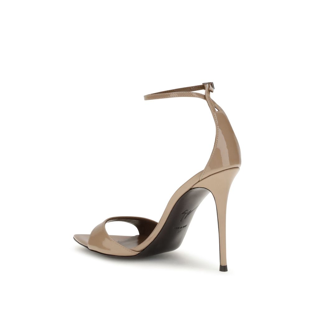 Intriigo Strap Sandals