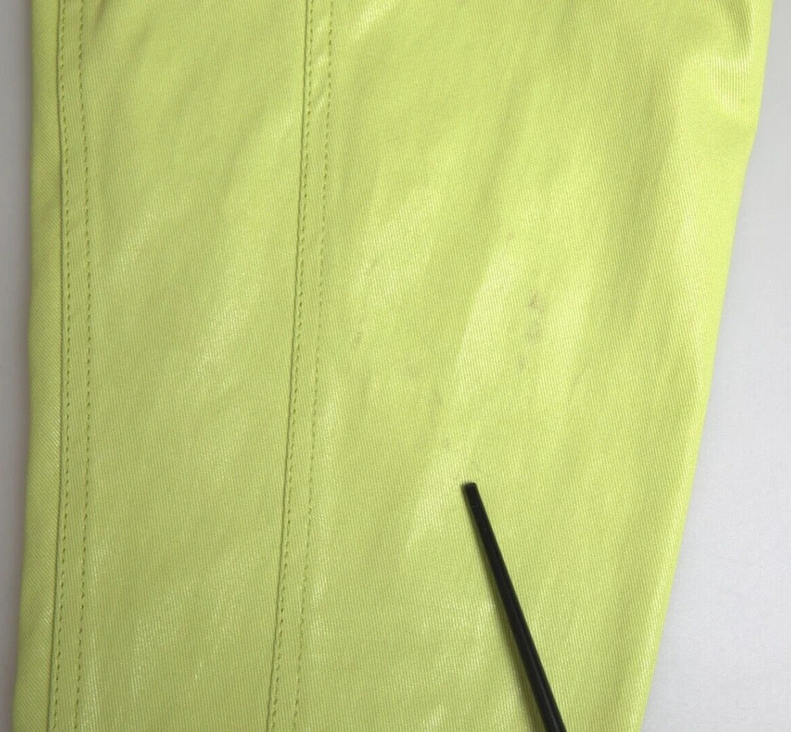 Green Cotton Collared Casual Button Down Shirt