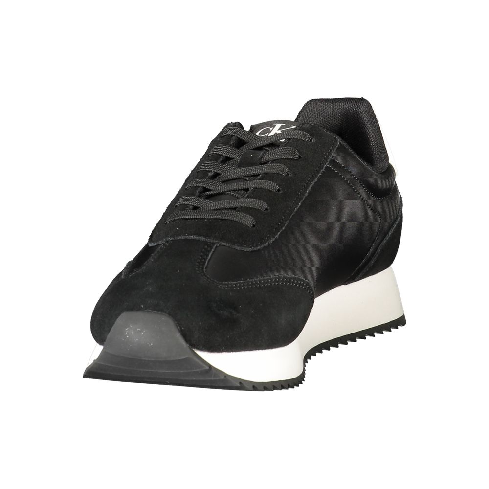 Sneaker de cuero negro para hombre