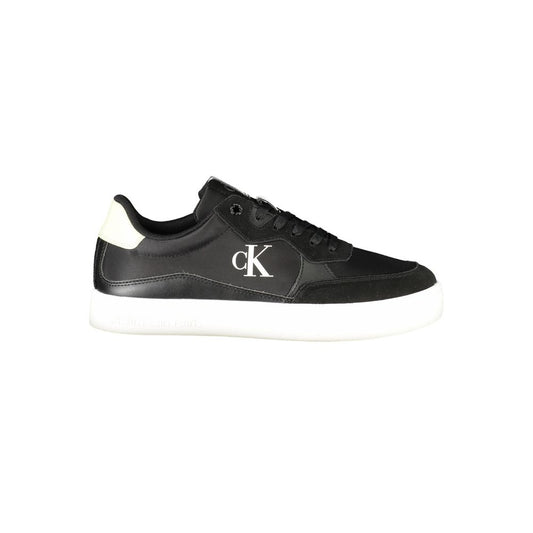 Sneaker de cuero negro para hombre