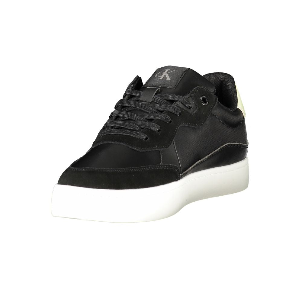 Sneaker de cuero negro para hombre