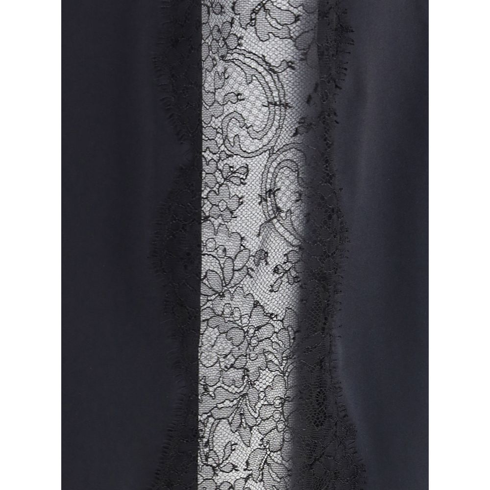 Satin Skirt with lace details