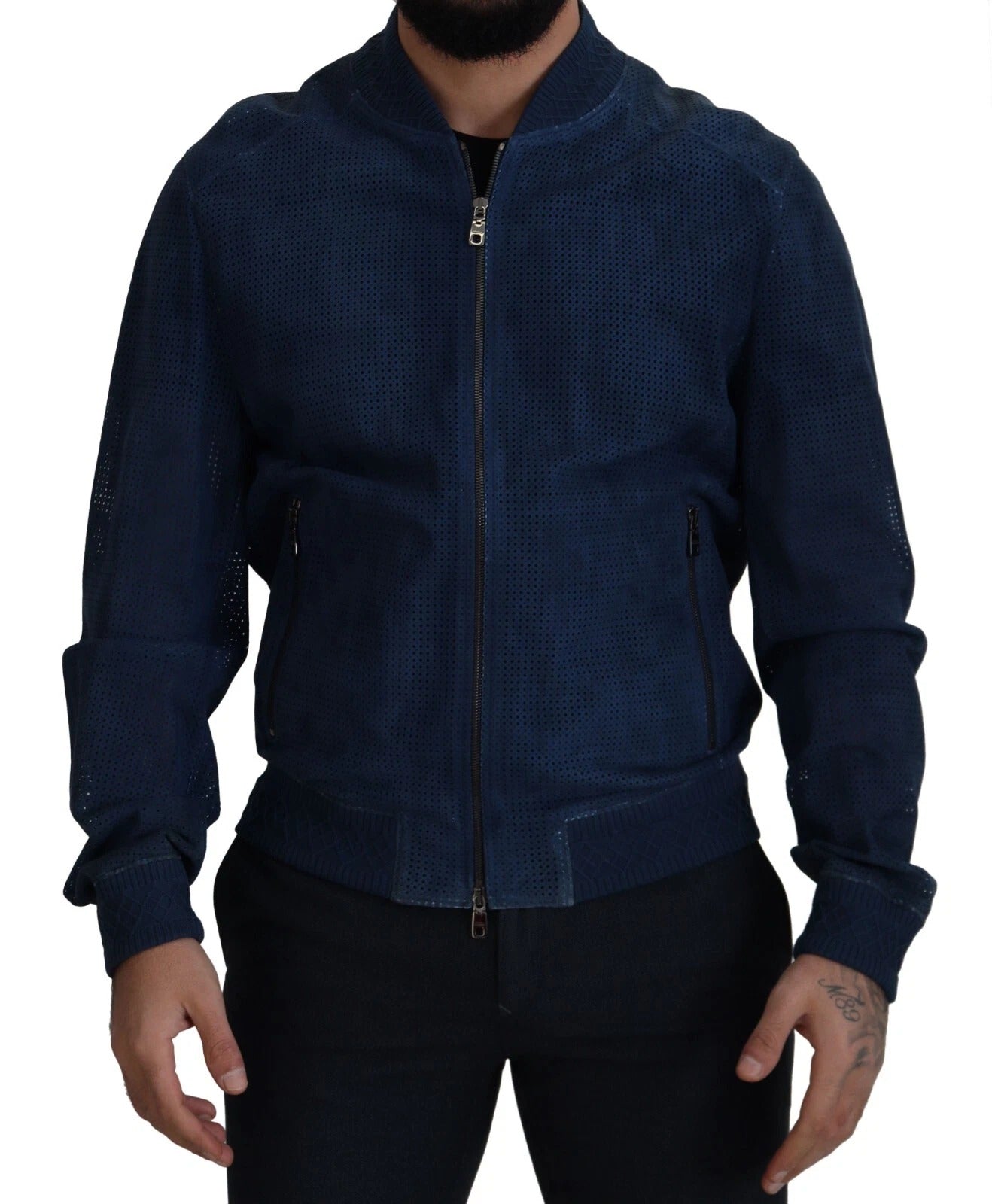 Chaqueta de piel azul perforada con cremallera entera