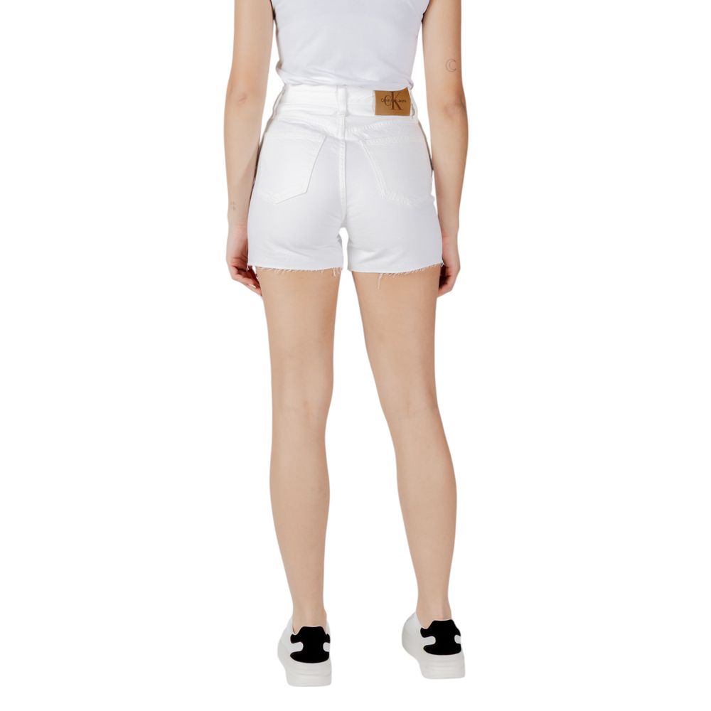 Short de algodón blanco